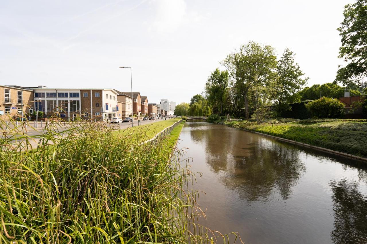 Hemel Apartments- City Zen Hemel Hempstead Dış mekan fotoğraf